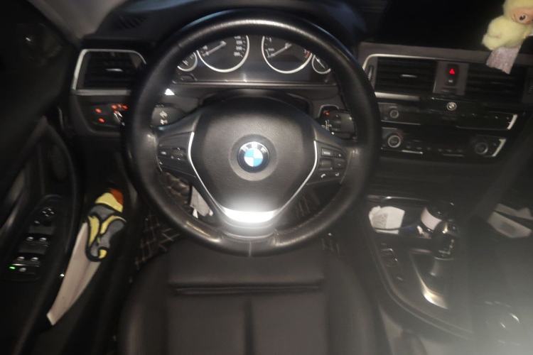 Used BMW 3 Series 2018 318i Steering Wheel