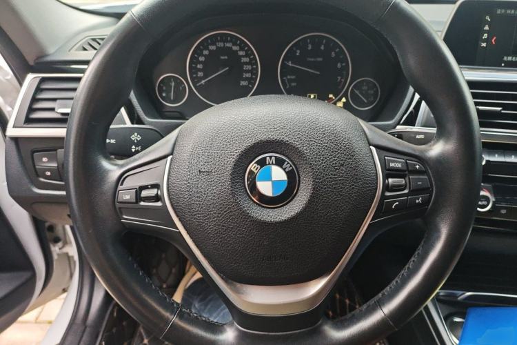 Used BMW 3 Series 2018 320Li Fashion Model Steering Wheel