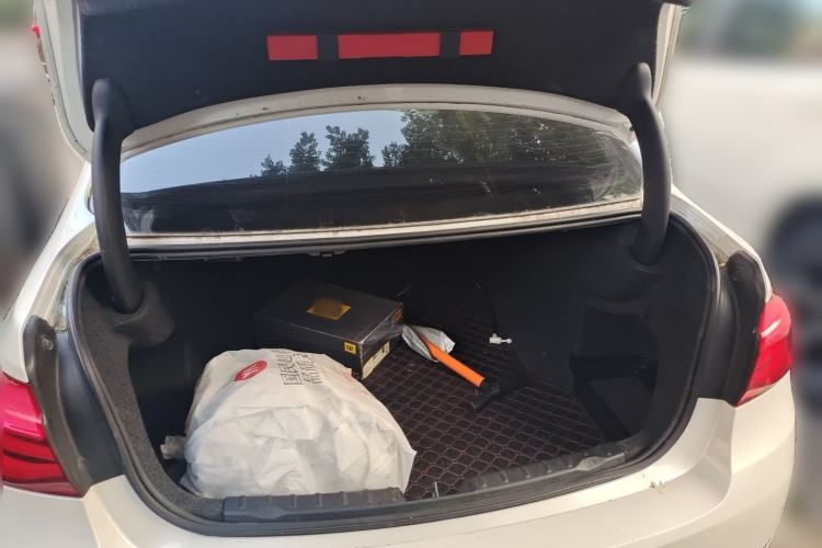 Used BMW 3 Series 2018 320Li Fashion Model Trunk