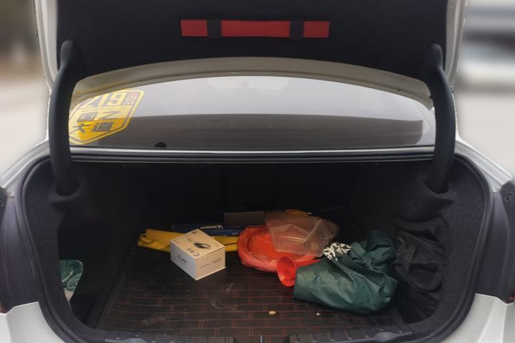 Used BMW 3 Series 2018 320Li Fashion Model Trunk