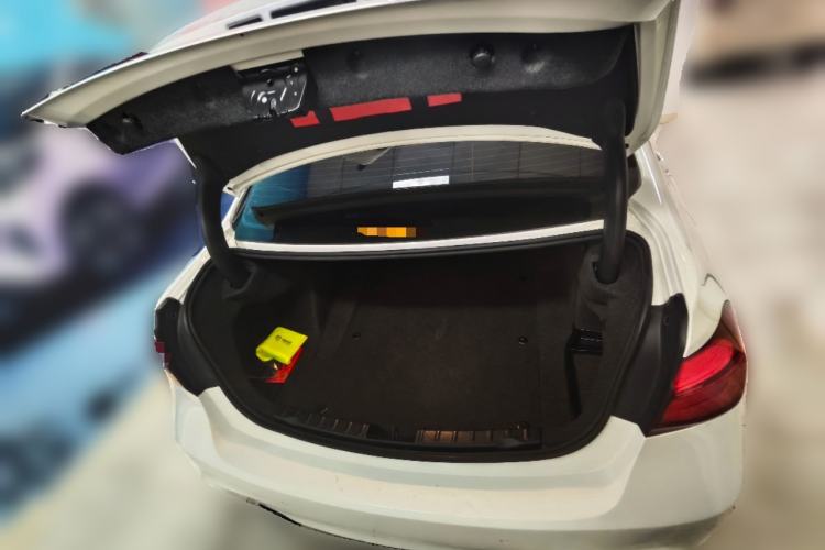 Used BMW 3 Series 2018 320Li M Sport Night Edition Trunk