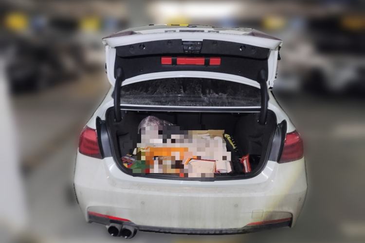 Used BMW 3 Series 2018 320Li M Sport Night Edition Trunk