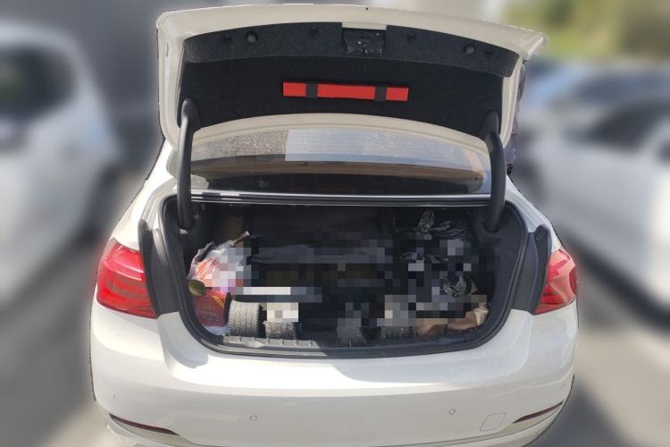 Used BMW 3 Series 2018 320Li Fashion Model Trunk