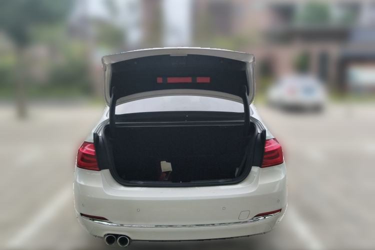 Used BMW 3 Series 2018 320Li Leading Luxury Package Trunk