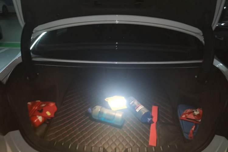 Used BMW 3 Series 2018 320Li xDrive Fashion Model Trunk