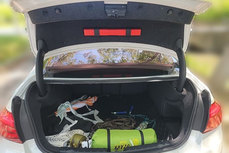 Used BMW 3 Series 2018 320Li Fashion Model Trunk