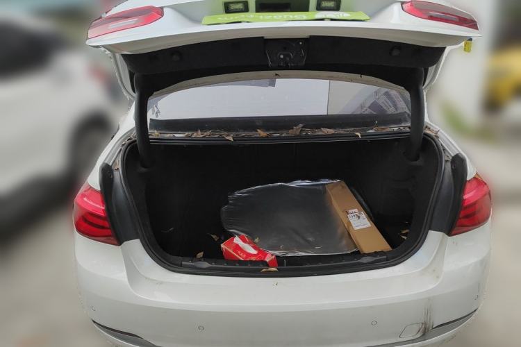 Used BMW 3 Series 2018 320Li Fashion Model Trunk