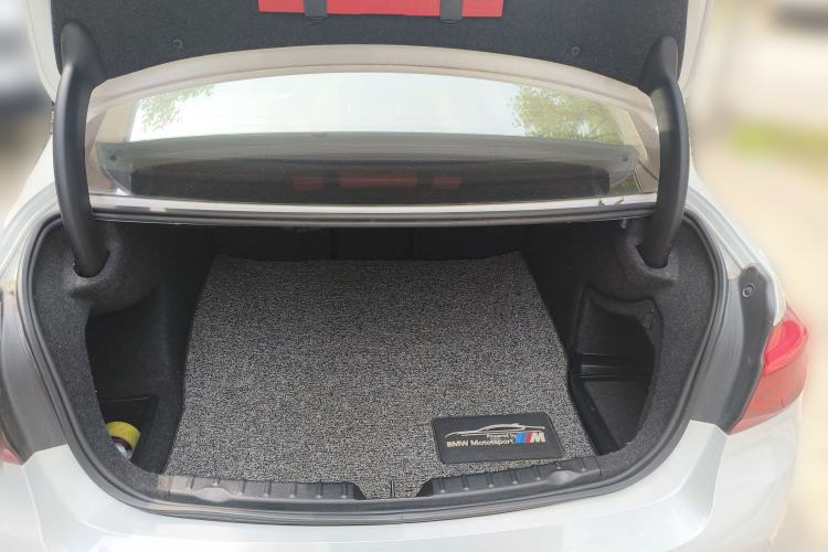 Used BMW 3 Series 2018 320Li Fashion Model Trunk