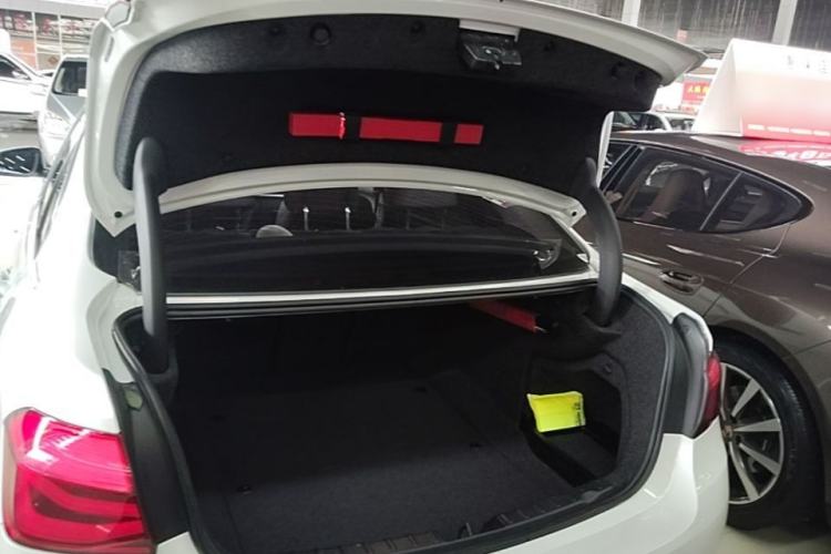 Used BMW 3 Series 2018 320Li xDrive Fashion Model Trunk