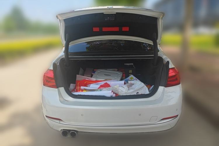 Used BMW 3 Series 2018 320Li Fashion Model Trunk