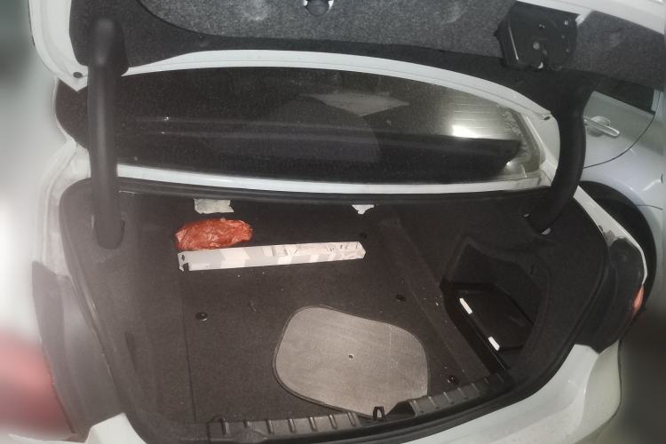 Used BMW 3 Series 2018 320i M Sport Package Trunk