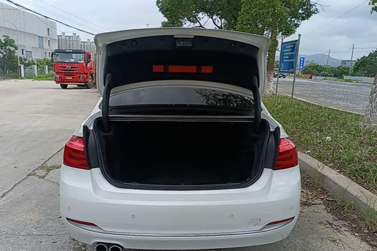 Used BMW 3 Series 2018 320Li Fashion Model Trunk