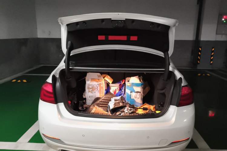 Used BMW 3 Series 2018 320Li Fashion Model Trunk