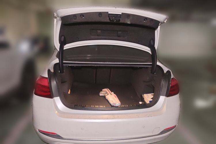 Used BMW 3 Series 2018 320Li Fashion Model Trunk