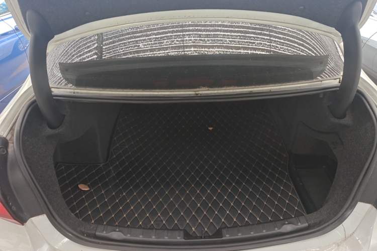 Used BMW 3 Series 2018 320Li xDrive Fashion Model Trunk