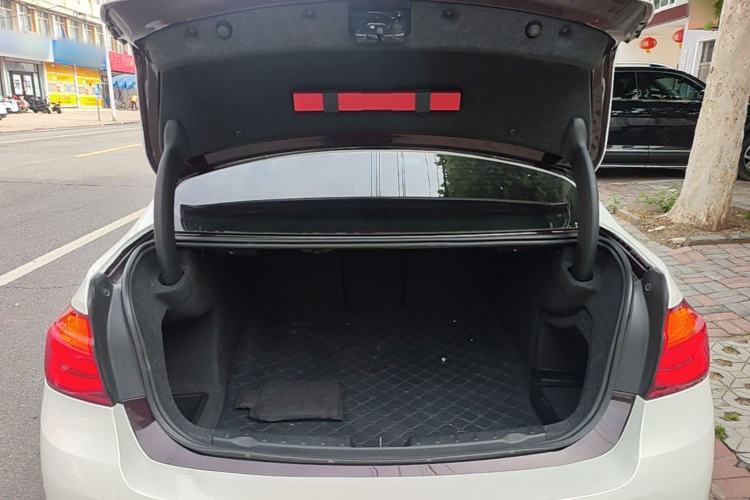 Used BMW 3 Series 2018 320Li xDrive Fashion Model Trunk