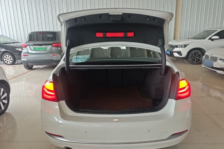 Used BMW 3 Series 2018 318Li Trunk