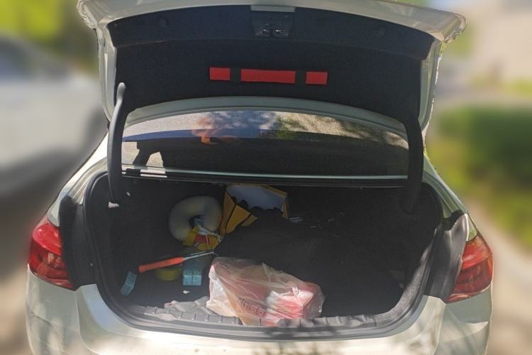Used BMW 3 Series 2018 320Li Fashion Model Trunk