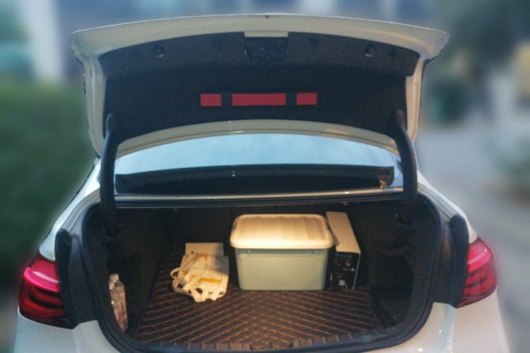Used BMW 3 Series 2018 320Li Leading Model M Sport Package Trunk