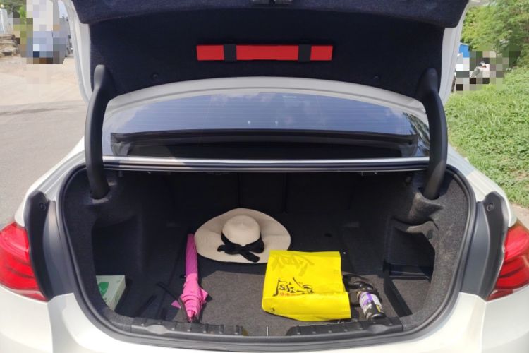 Used BMW 3 Series 2018 320Li Fashion Model Trunk