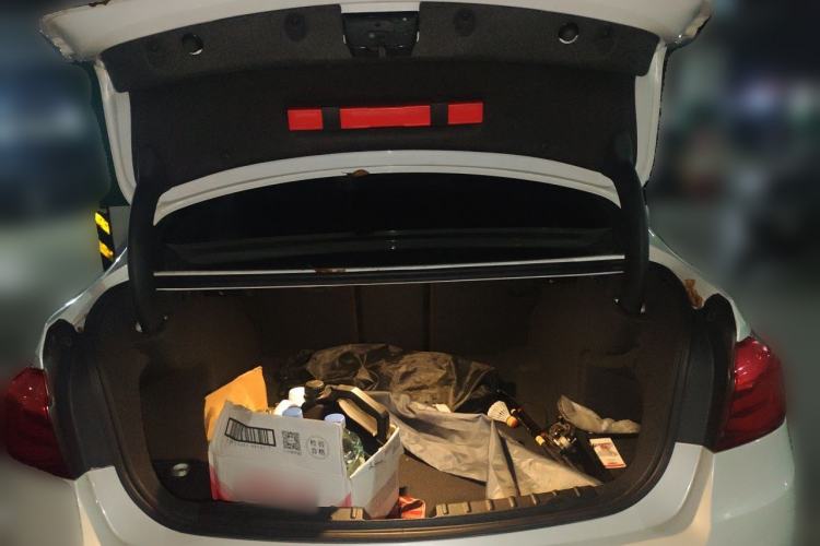 Used BMW 3 Series 2018 320Li Fashion Model Trunk