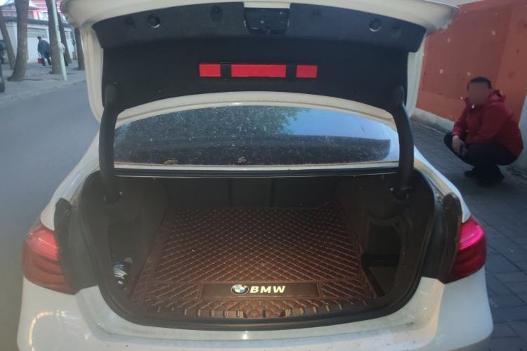 Used BMW 3 Series 2018 320Li Leading Model M Sport Package Trunk