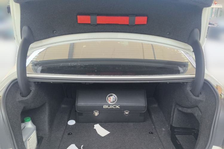 Used BMW 3 Series 2018 318i Trunk