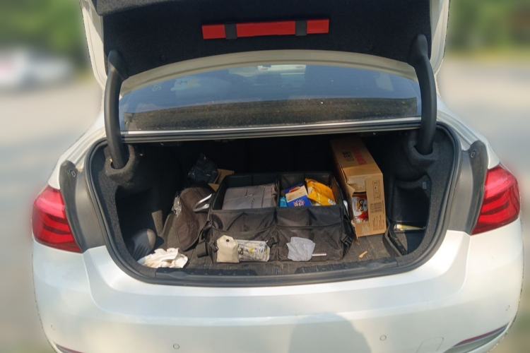 Used BMW 3 Series 2018 320Li Fashion Model Trunk