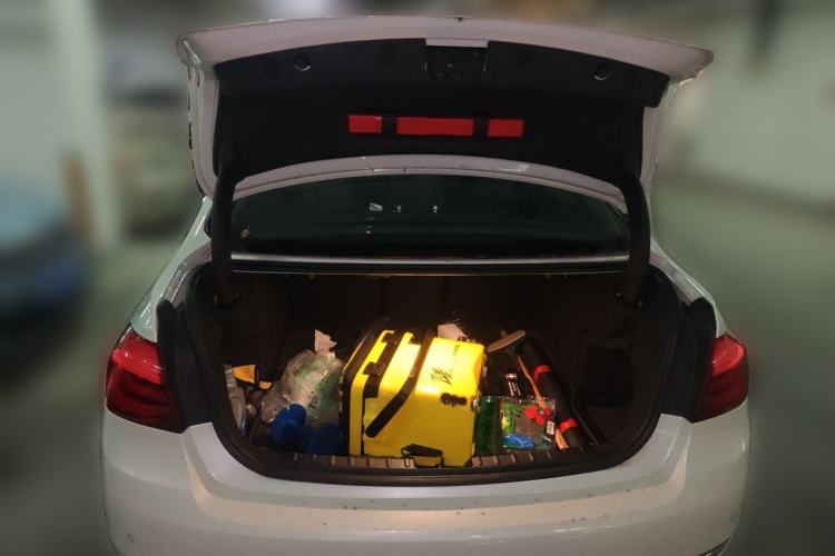 Used BMW 3 Series 2018 320Li Fashion Model Trunk