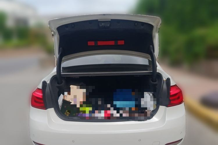 Used BMW 3 Series 2018 320Li Fashion Model Trunk