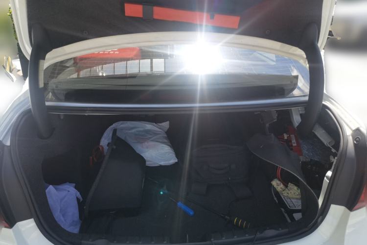 Used BMW 3 Series 2018 320i M Sport Package Trunk