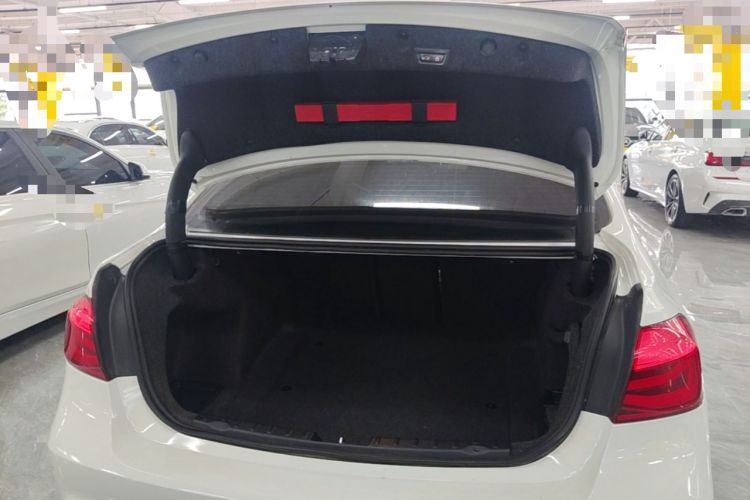 Used BMW 3 Series 2018 320Li Leading Model M Sport Package Trunk