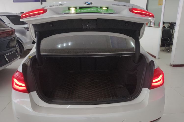 Used BMW 3 Series 2018 320Li xDrive Fashion Model Trunk