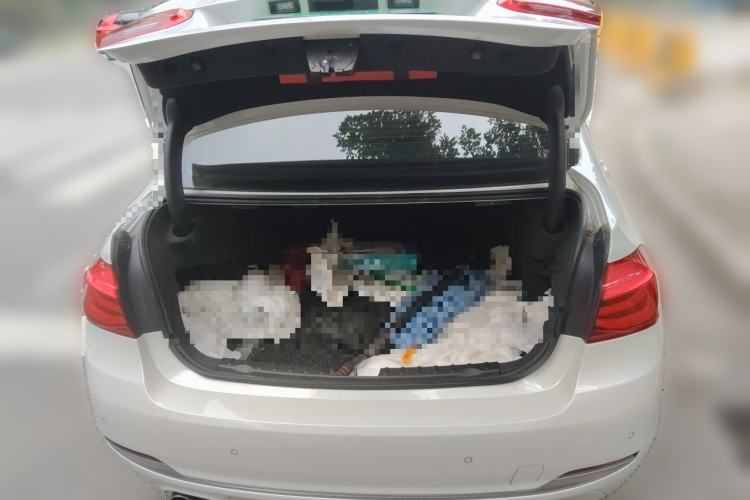 Used BMW 3 Series 2018 320Li Fashion Model Trunk