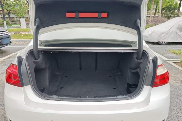 Used BMW 3 Series 2018 318Li Trunk