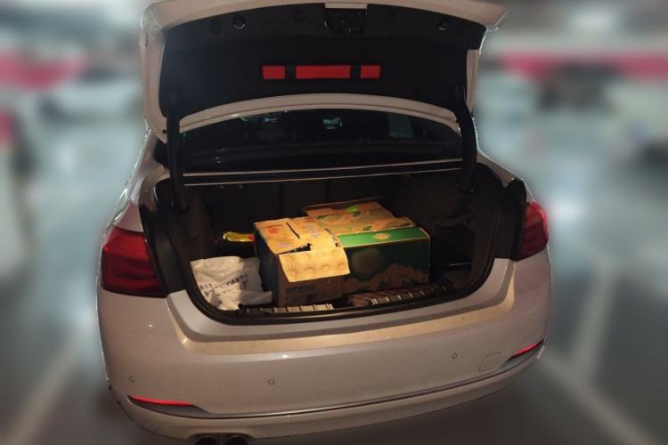 Used BMW 3 Series 2018 320Li Fashion Model Trunk