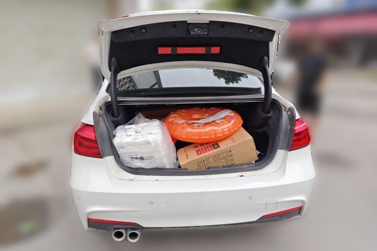 Used BMW 3 Series 2018 320Li Leading Model M Sport Package Trunk