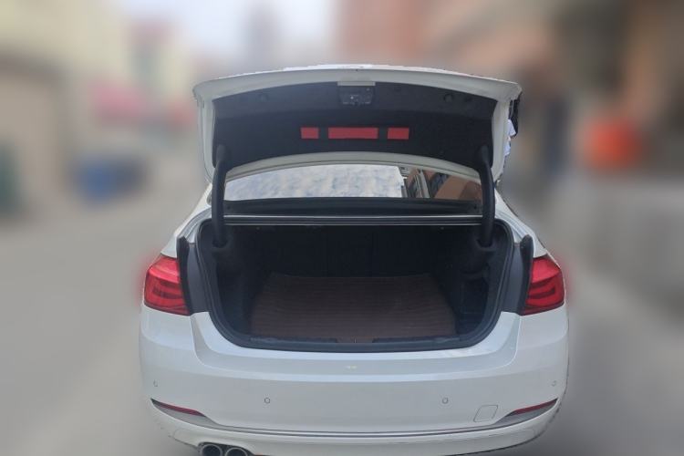 Used BMW 3 Series 2018 320Li Fashion Model Trunk