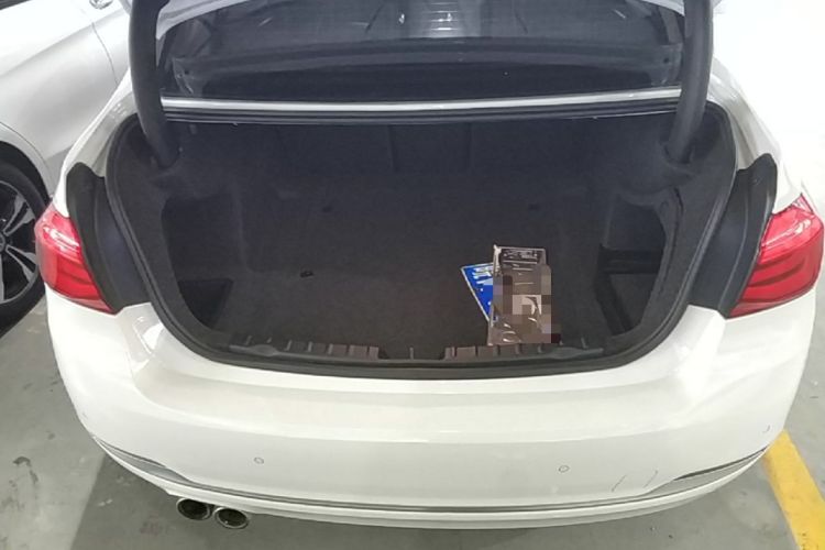 Used BMW 3 Series 2018 320Li Fashion Model Trunk