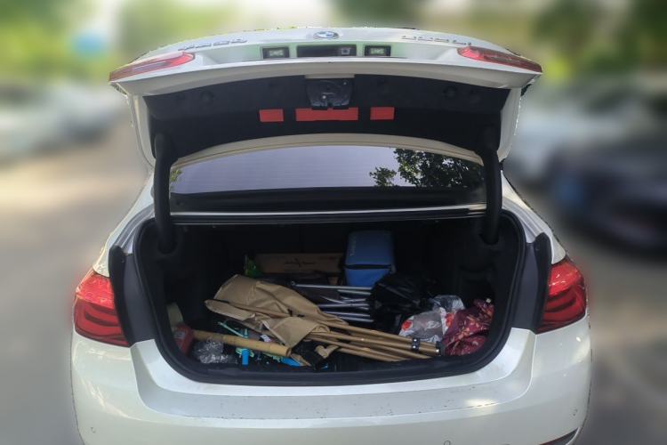 Used BMW 3 Series 2018 320Li Fashion Model Trunk