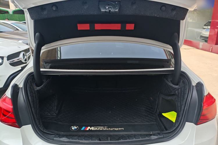Used BMW 3 Series 2018 320Li Fashion Model Trunk
