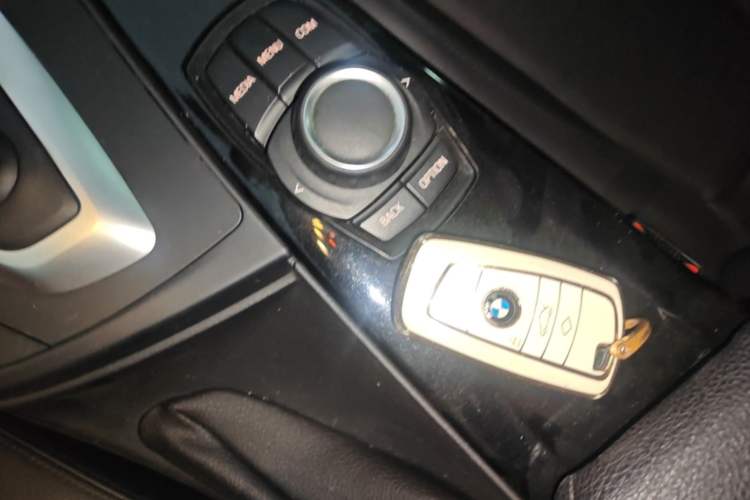 Used BMW 3 Series 2018 320Li Fashion Model Vehicle Key