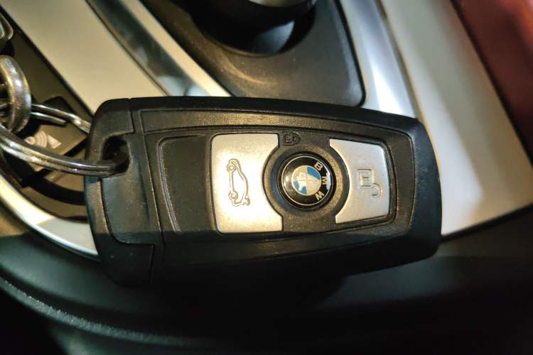 Used BMW 3 Series 2018 320Li Fashion Model Vehicle Key