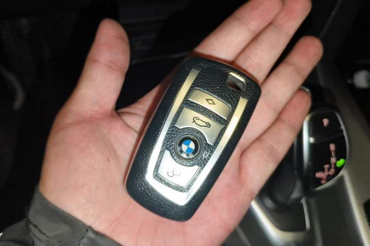 Used BMW 3 Series 2018 320i M Sport Night Edition Vehicle Key