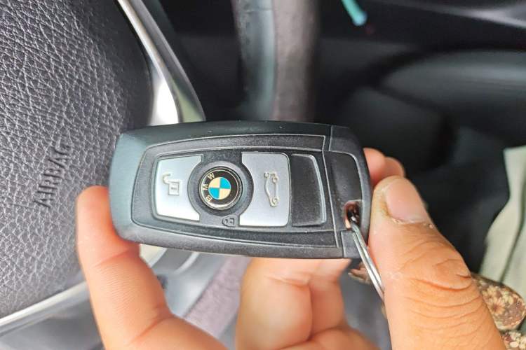 Used BMW 3 Series 2018 318Li Vehicle Key