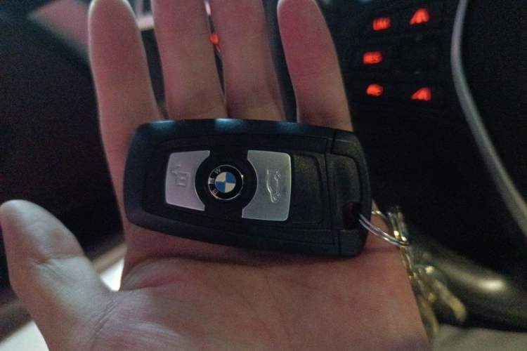 Used BMW 3 Series 2018 320Li Fashion Model Vehicle Key
