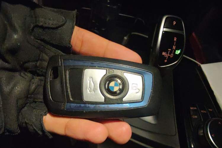 Used BMW 3 Series 2018 330Li M Sport Shadow Edition Vehicle Key
