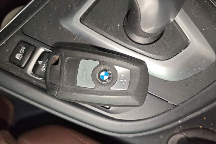 Used BMW 3 Series 2018 320Li Fashion Model Vehicle Key