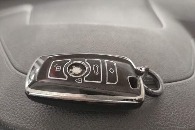 Used BMW 3 Series 2018 320Li Fashion Model Vehicle Key