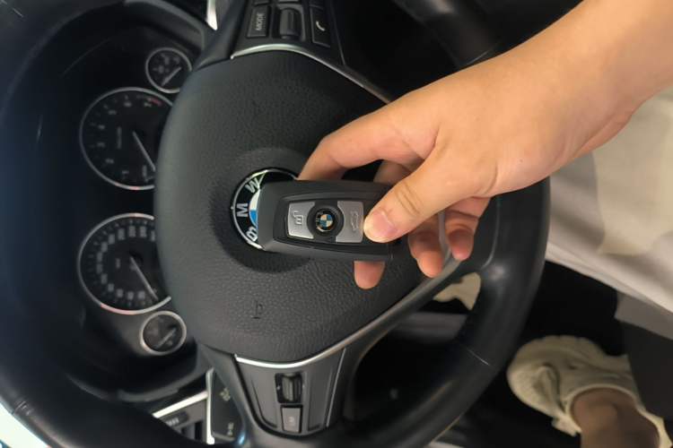 Used BMW 3 Series 2018 320Li Fashion Model Vehicle Key